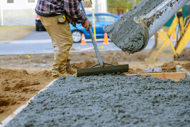 Best Concrete Patio Design and Installation in Middlebranch, OH